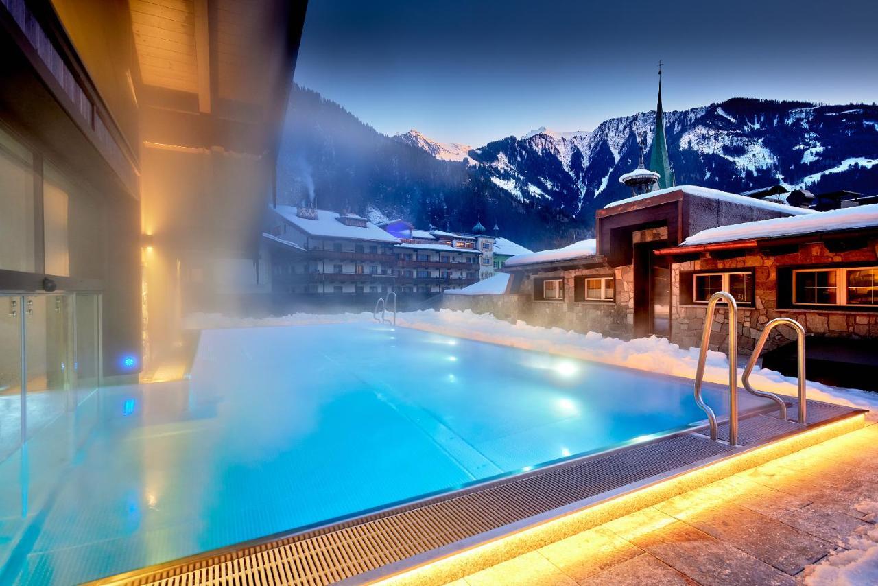 Hotel Neue Post Mayrhofen Exterior foto