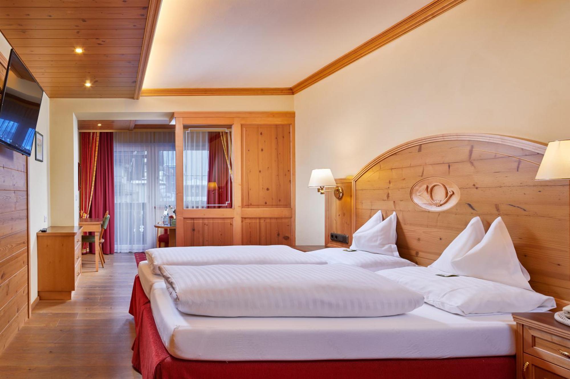 Hotel Neue Post Mayrhofen Exterior foto